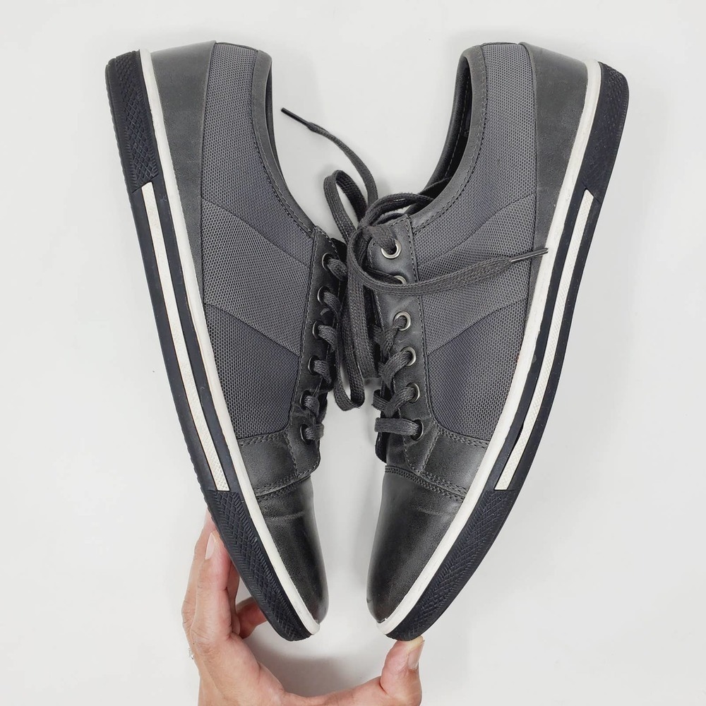 Zanzara Rory Sneaker Black & Gray Panel Casual Faux Leather Shoes Sz 9.5 - Picture 5 of 9